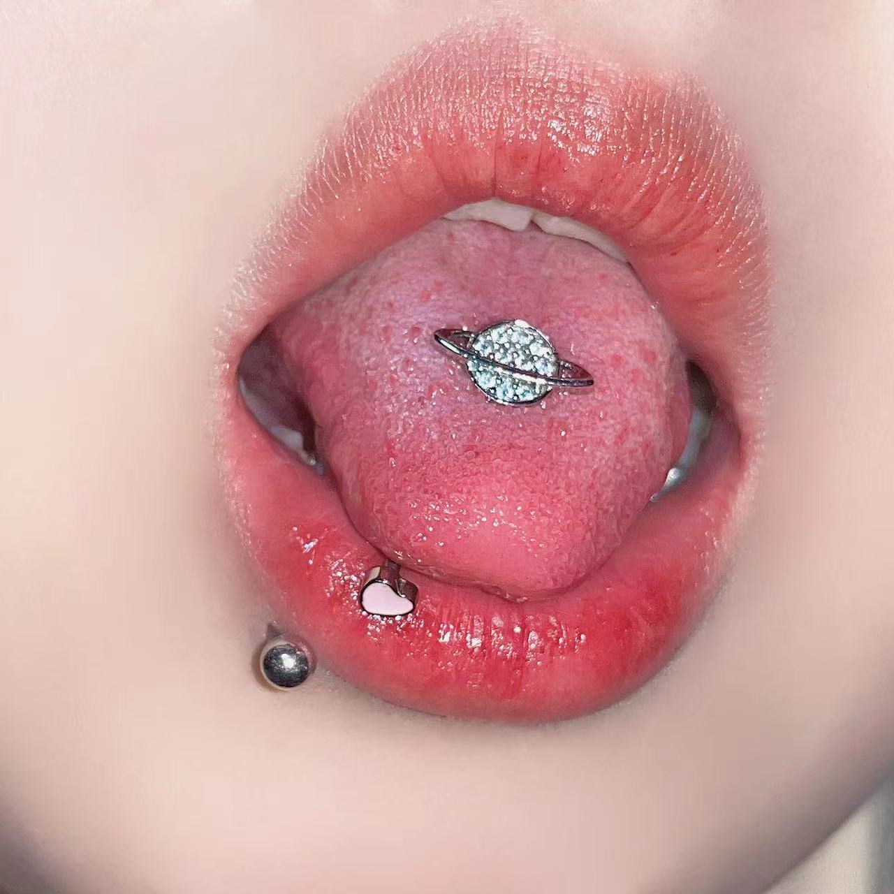 1개 트렌디하고 시원한 스타일의 스테인리스 스틸 1.6 - Body Jewelry Hoops 리뷰 및 가격