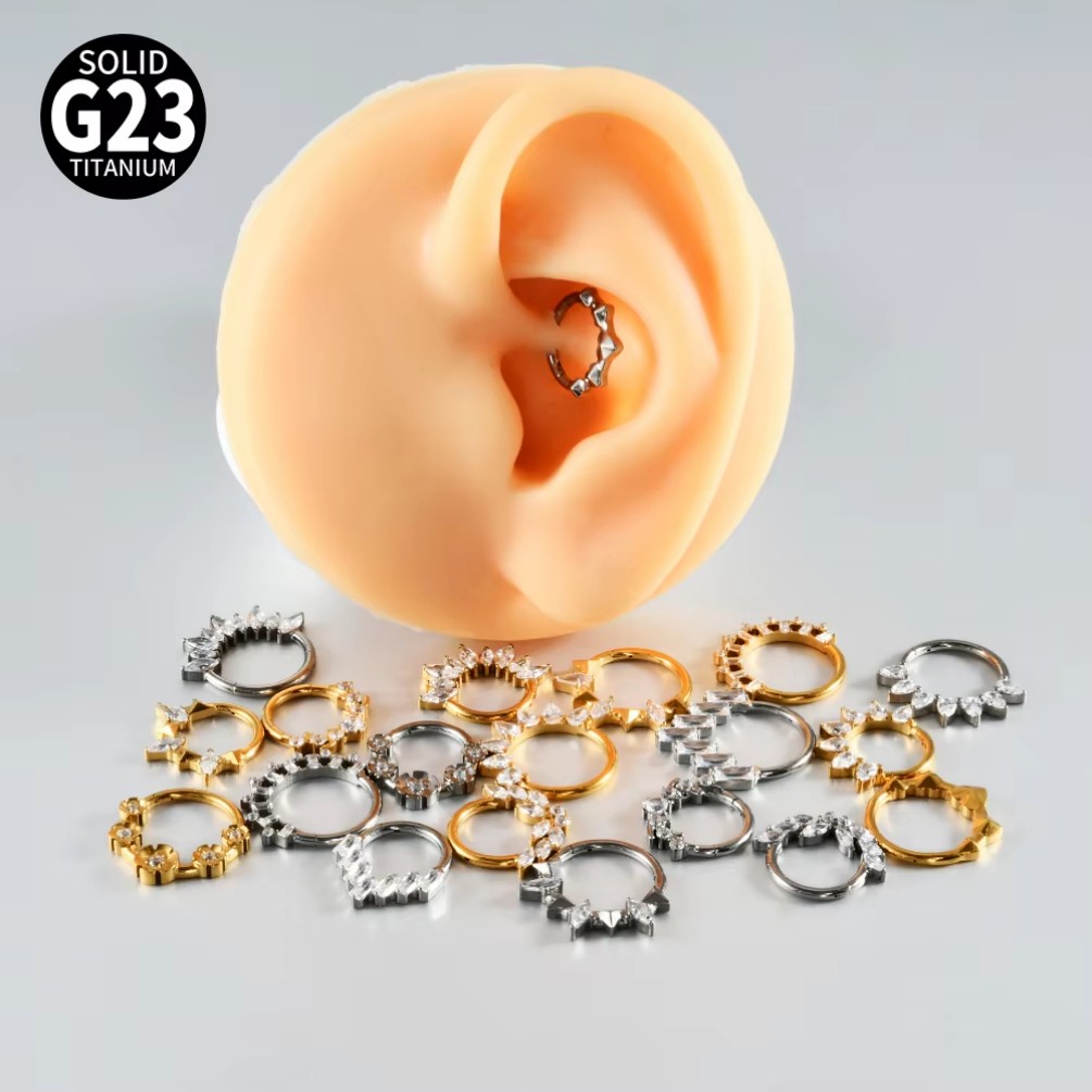 G23 티타늄 힌지드 스네이크/앤틀러-셉텀 클릭 노스트 - Body Jewelry Hoops 리뷰 및 가격
